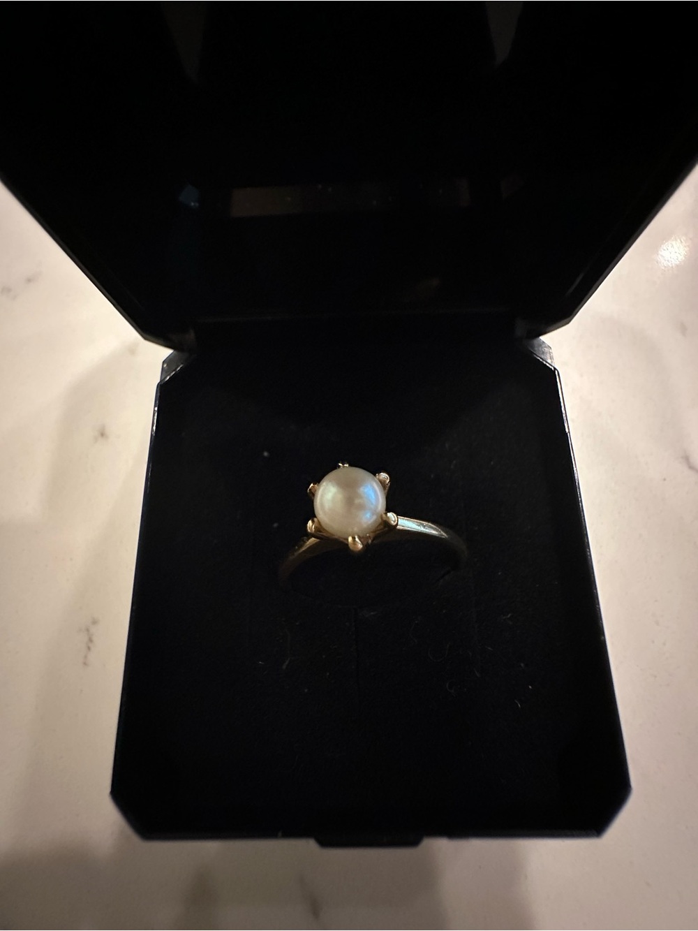 14k Yellow Gold Pearl Solitaire Ring